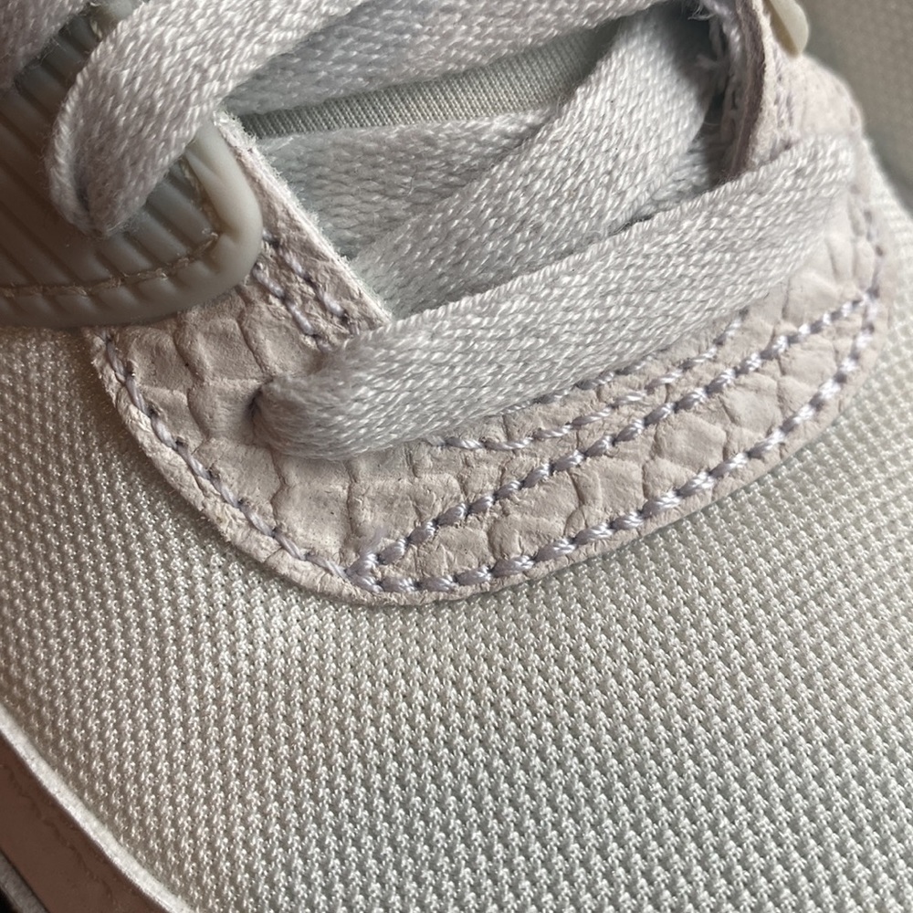 Women’s Nike Layers Zebra Patterns On Snakeskin A… - image 6